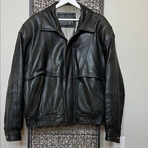 Collezion Vintage Oversized Distressed Black Genuine Leather Bomber Jacket XL